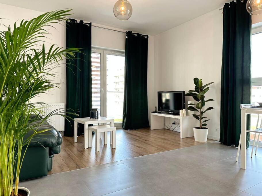 Dzielnica Parkowa #7 Apartment Rzeszow Ngoại thất bức ảnh